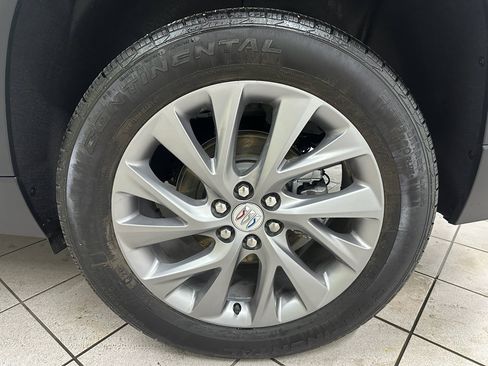 Certified 2025 Buick Enclave Preferred image 15