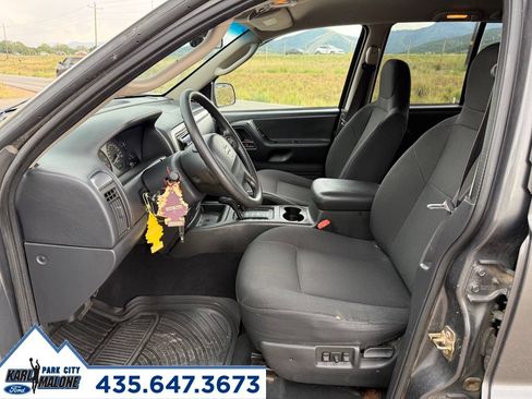 Used 2004 Jeep Grand Cherokee Laredo w/ Convenience Group AWD/4WD image 13