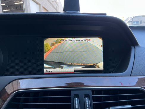 Used 2014 Mercedes-Benz C 250 Sedan image 27