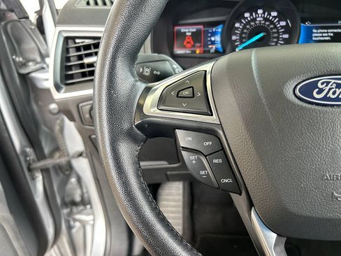 Used 2024 Ford Edge SEL AWD/4WD image 21
