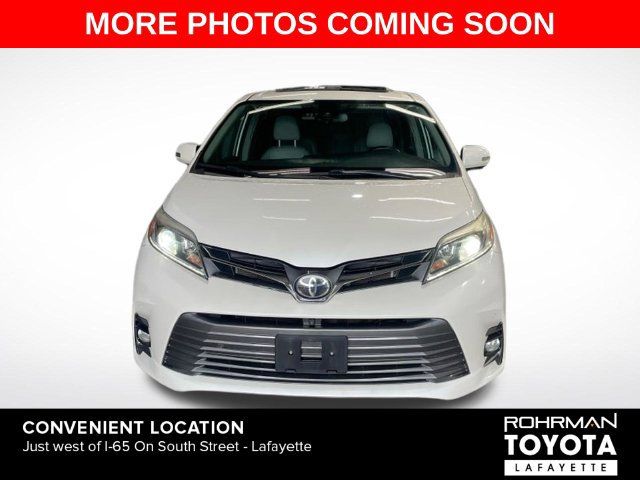 Used 2019 Toyota Sienna Limited Premium AWD/4WD image 2