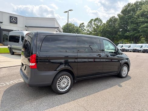 Used 2023 Mercedes-Benz Metris Passenger image 12