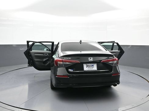 Certified 2025 Honda Civic Sport image 46
