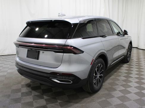 Used 2025 Lincoln Nautilus Premier AWD/4WD image 25