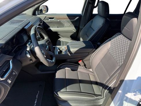 New 2026 GMC Acadia Denali w/ Super Cruise Package image 9