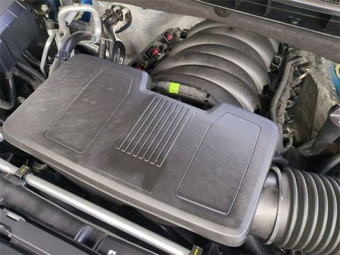 Certified 2022 Chevrolet Silverado 1500 ZR2 w/ Technology Package image 31