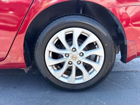 Used 2018 Nissan Sentra SV w/ Premium Package (P01) FWD image 28