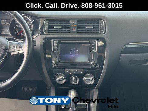 Used 2016 Volkswagen Jetta SEL w/ Lighting Package FWD image 15