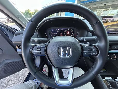 Used 2024 Honda Accord Touring image 26