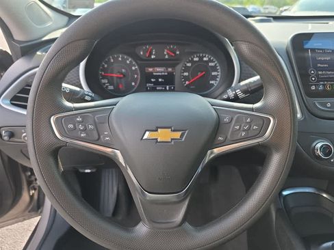 Used 2023 Chevrolet Malibu LT FWD image 30