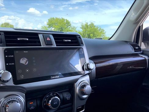 Used 2018 Toyota 4Runner SR5 RWD image 35
