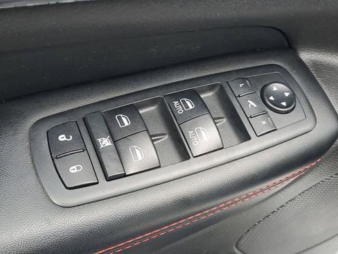 Used 2019 Jeep Grand Cherokee Trailhawk image 17