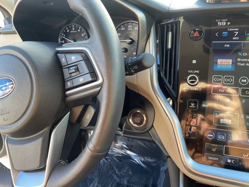 Used 2024 Subaru Outback Limited image 25