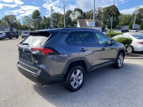 Used 2023 Toyota RAV4 XLE image 8