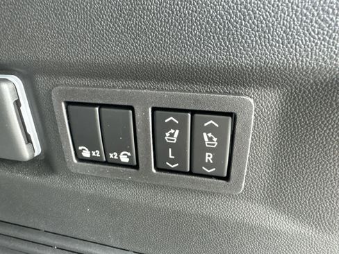 New 2026 Chevrolet Tahoe High Country image 16