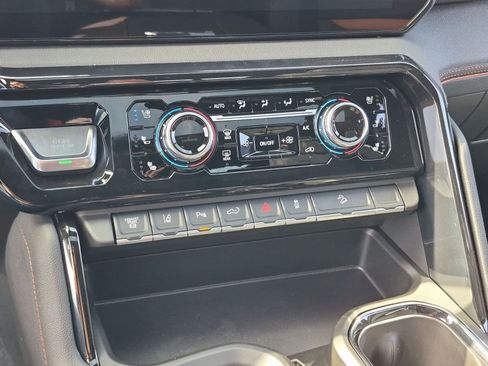 New 2026 GMC Sierra 2500 AT4 w/ AT4 Premium Plus Package AWD/4WD image 12
