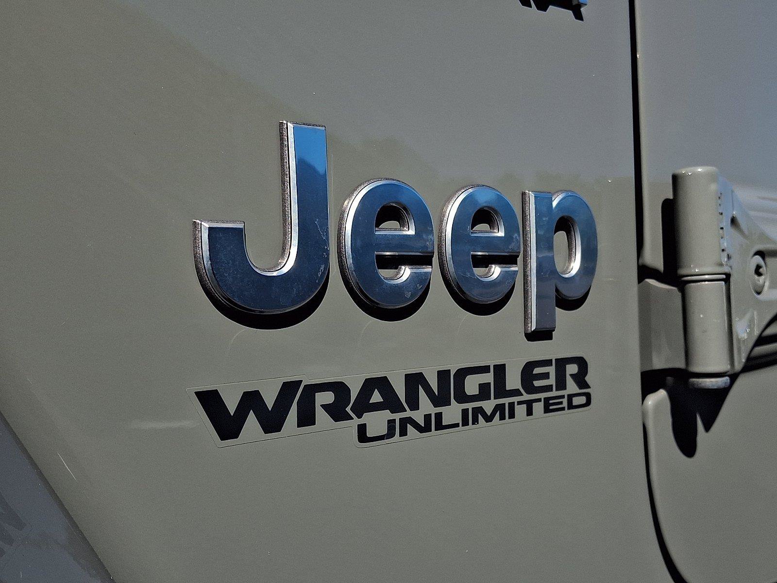 Used 2022 Jeep Wrangler Unlimited Sahara w/ Cold Weather Group AWD/4WD image 30