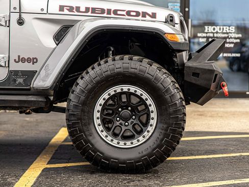 Used 2018 Jeep Wrangler Unlimited Rubicon AWD/4WD image 10