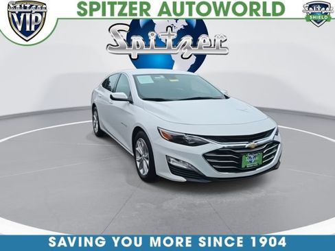 Used 2025 Chevrolet Malibu LT FWD image 3