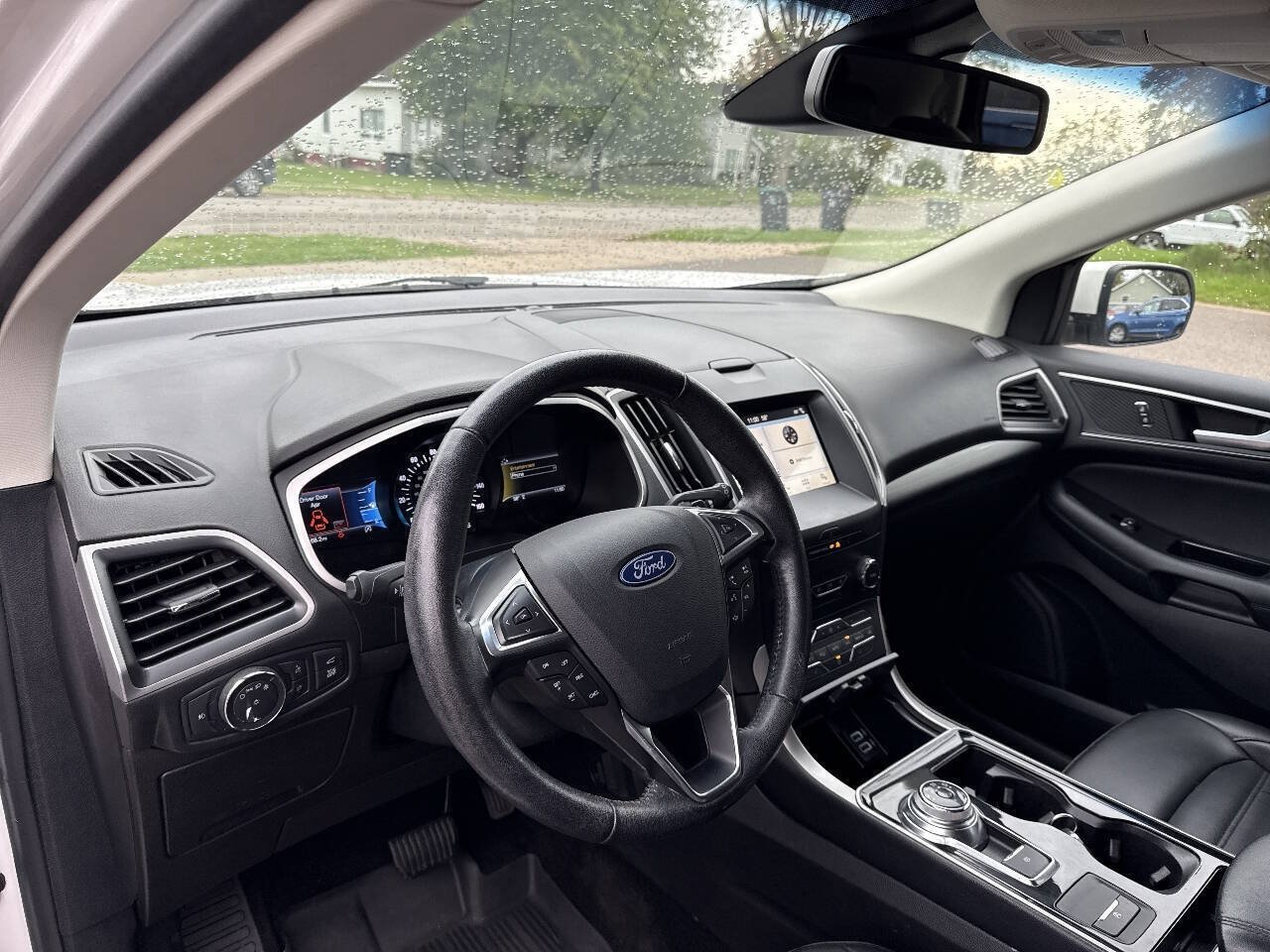 Used 2019 Ford Edge SEL w/ Equipment Group 201A AWD/4WD image 22