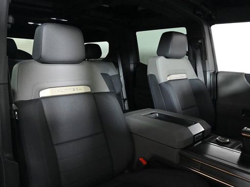 Used 2025 GMC Hummer EV 3X w/ LPO, Illumination Package AWD/4WD image 16