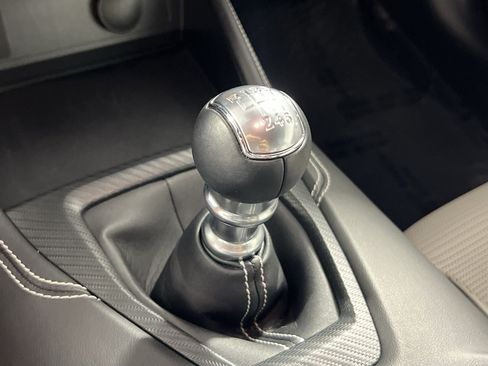 Used 2025 Ford Mustang GT Premium RWD image 23