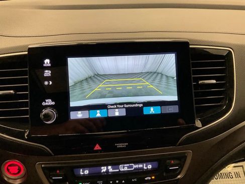 Used 2024 Honda Passport EX-L image 12