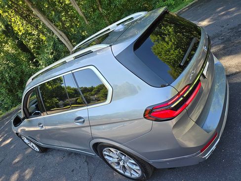 Used 2025 BMW X7 xDrive40i w/ Premium Package AWD/4WD image 73