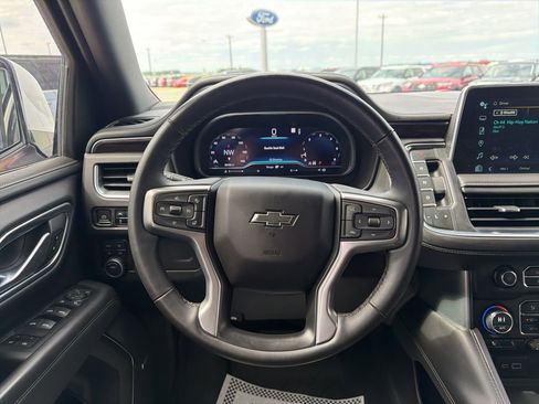 Used 2023 Chevrolet Tahoe Z71 w/ Luxury Package AWD/4WD image 13