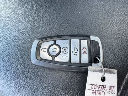 Used 2019 Ford F150 Lariat AWD/4WD image 12