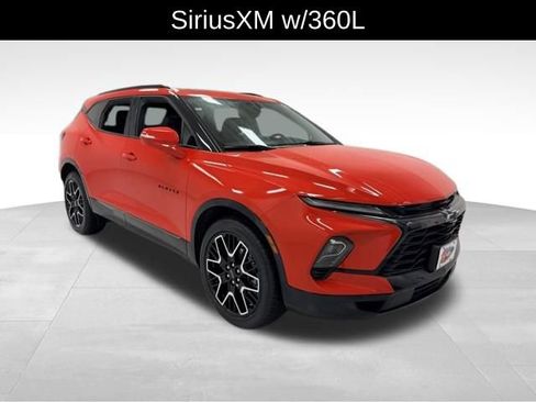 Used 2023 Chevrolet Blazer RS w/ Enhanced Convenience Package image 8