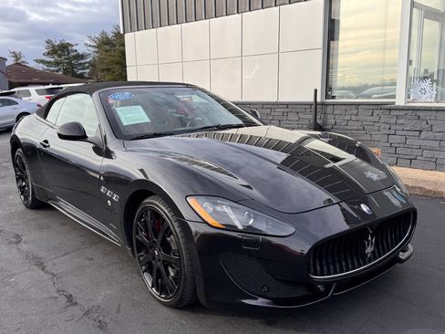 Used 2016 Maserati GranTurismo Sport image 12