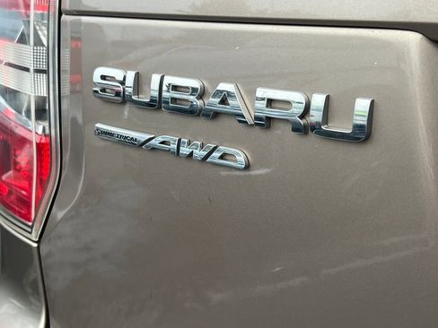 Used 2015 Subaru Forester 2.5i w/ Alloy Wheel Package image 13