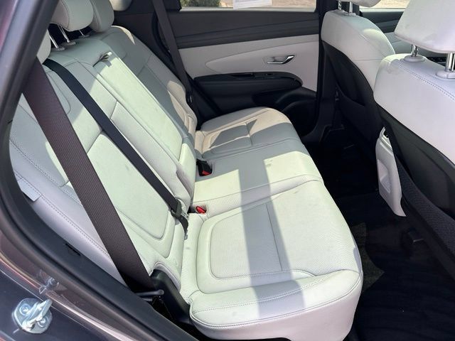 Used 2025 Hyundai Tucson Limited AWD/4WD image 10