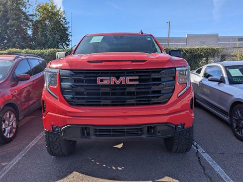 Used 2022 GMC Sierra 1500 Elevation image 2