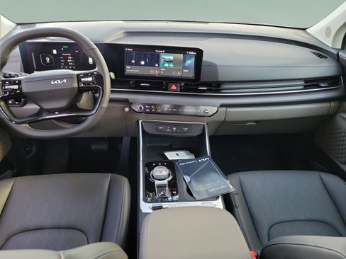 New 2027 Kia Carnival SX FWD image 7