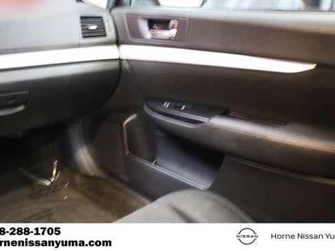 Used 2013 Subaru Outback 2.5i image 11