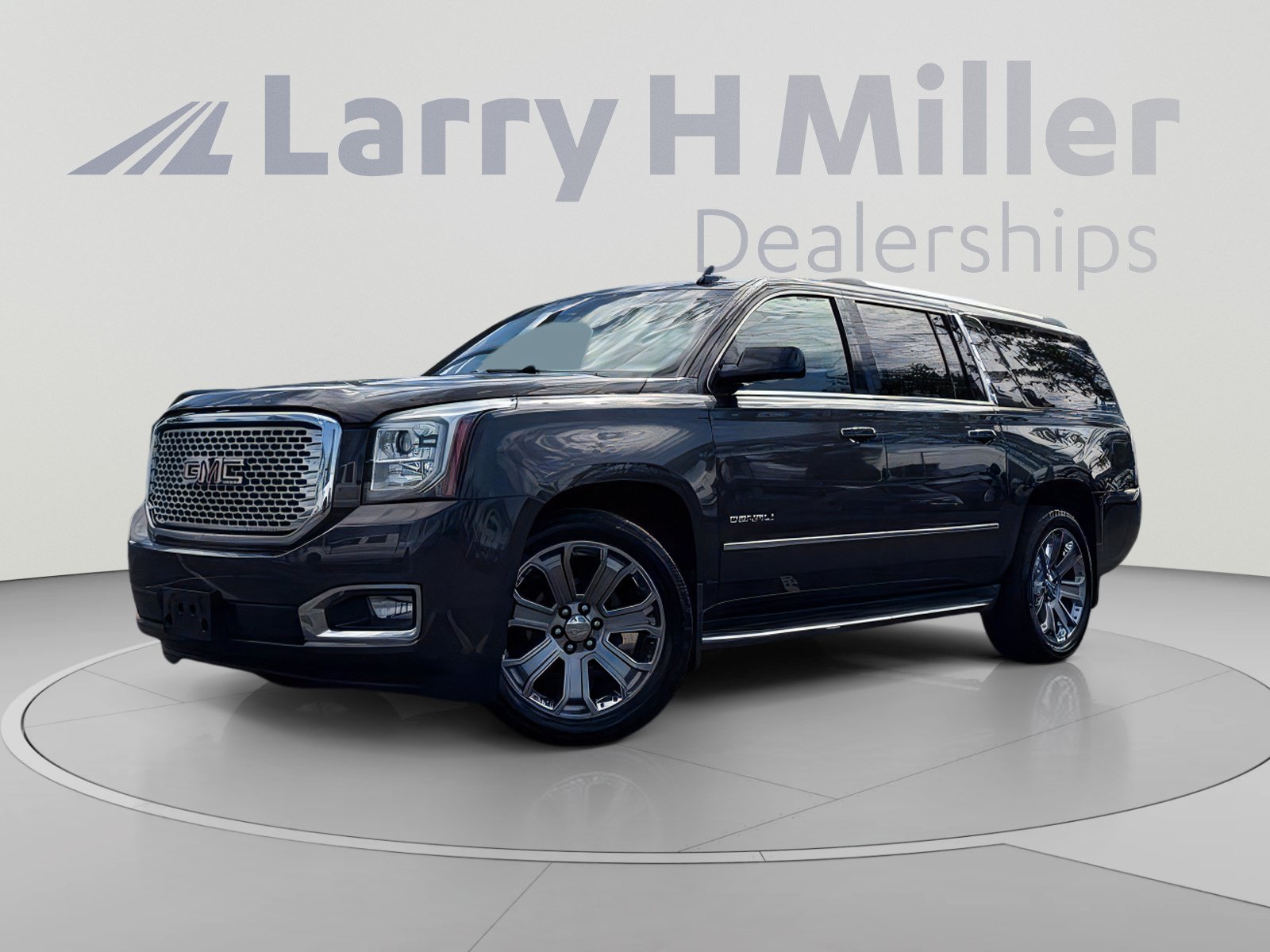 Used 2015 GMC Yukon XL Denali w/ Open Road Package AWD/4WD image 1