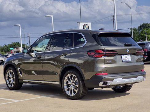 New 2026 BMW X5 xDrive40i w/ Climate Comfort Package AWD/4WD image 6