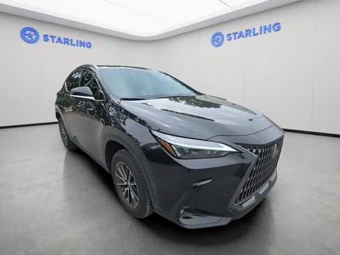 Used 2024 Lexus NX 250 FWD w/ Towing Package (2000 Lbs) image 2
