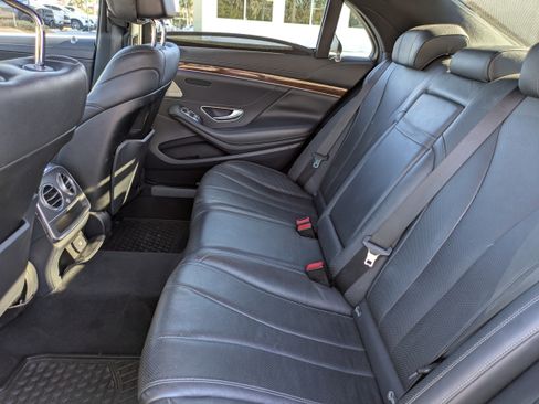 Used 2015 Mercedes-Benz S 550 Sedan image 16