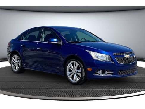 Used 2012 Chevrolet Cruze LTZ w/ RS Package FWD image 13