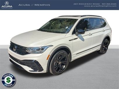 Used 2024 Volkswagen Tiguan SE R-Line