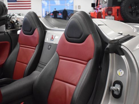 Used 2007 Saturn Sky Base 2dr Convertible w/ Premium Trim Pkg image 41