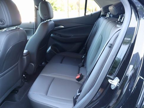 Used 2025 Buick Encore GX Sport Touring w/ Advanced Technology Package image 12