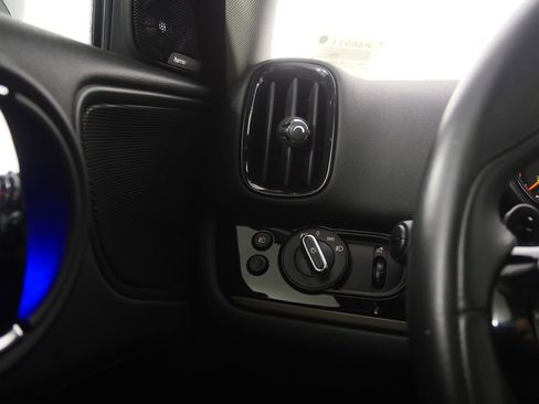 Used 2019 MINI Cooper Countryman S w/ Premium Package image 19