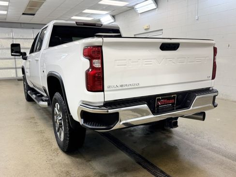 Used 2023 Chevrolet Silverado 2500 LT w/ Convenience Package image 8