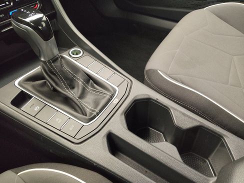 Used 2025 Volkswagen Jetta Sport FWD image 26