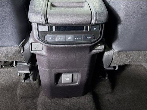 Certified 2025 Toyota Grand Highlander AWD image 26