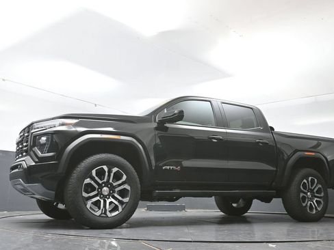 Used 2024 GMC Canyon AT4 w/ Canyon Safety Plus Package AWD/4WD image 28